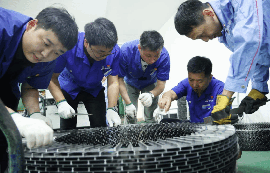 993D516E51348F8DEBCB56B0E9B_51C22F45_1B03B